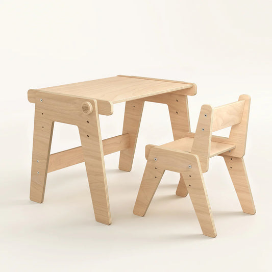 BUSYKIDS evoluerende tafel en stoel