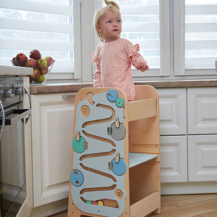 BUSYKIDS 5-in-1 observation tower