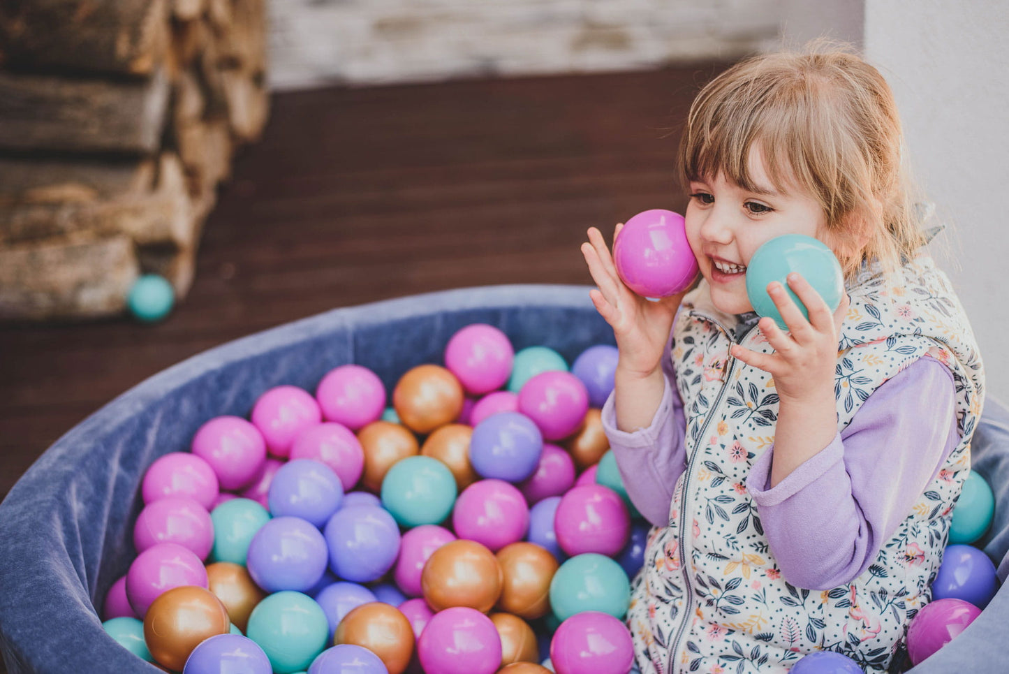 MEOWBABY Velvet “Flowers” ​​Round Ball Pool