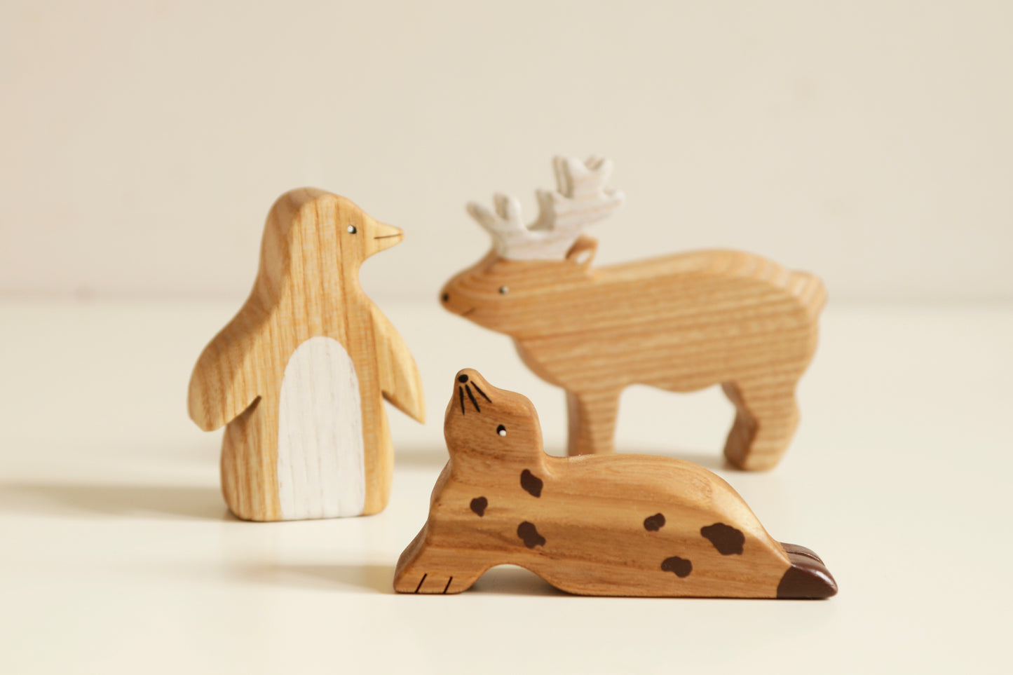 WOOD CARE Arctic Animal Set