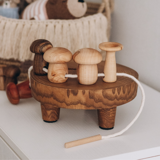 Jeu de laçage "champignon" en bois ODEAS