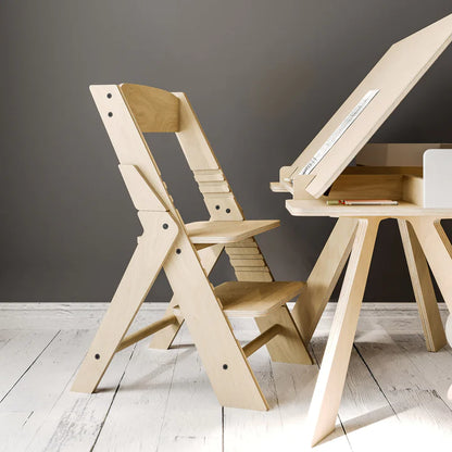 Montessori evolving chair BUSYKIDS