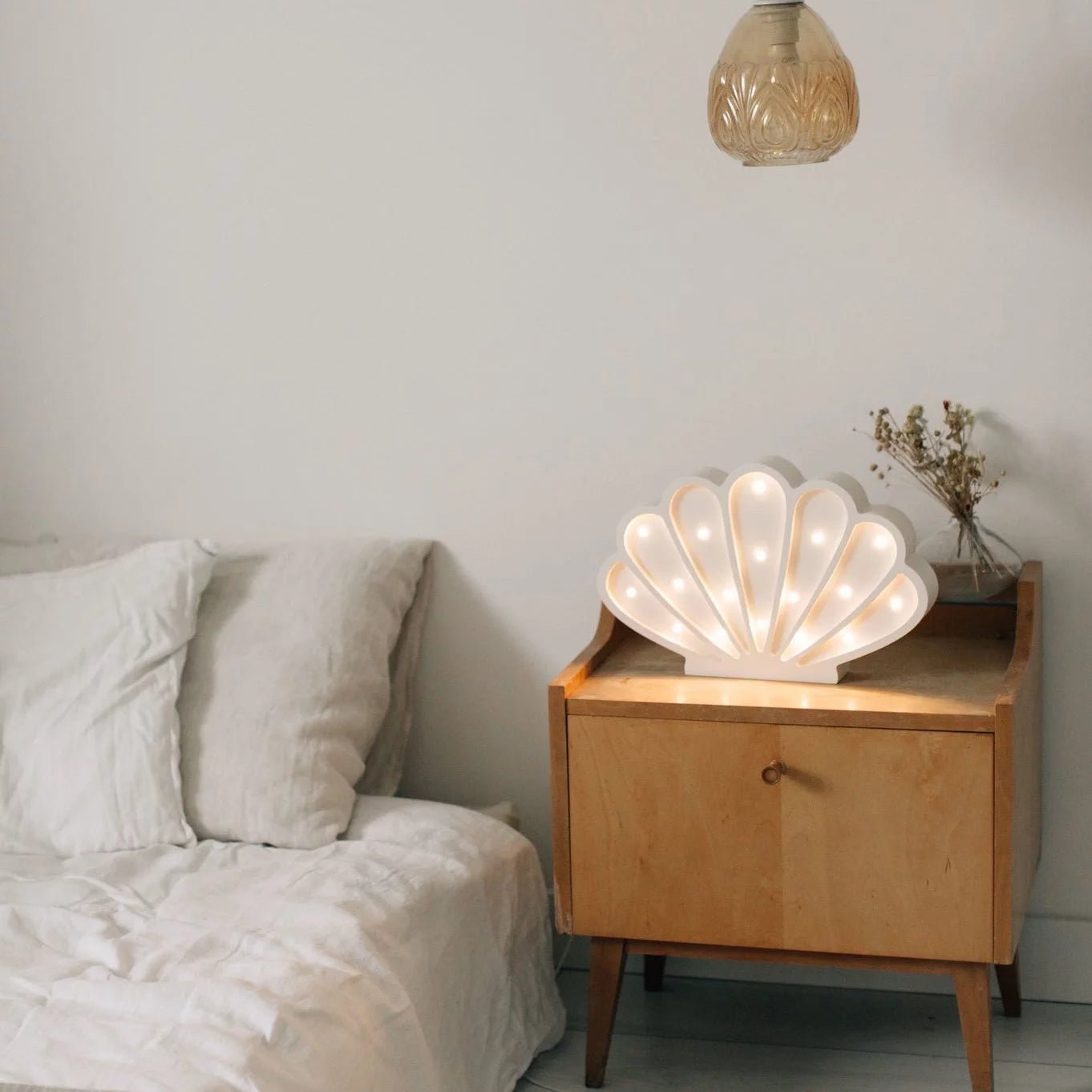 Lampe coquillage en bois ROOMGAGA